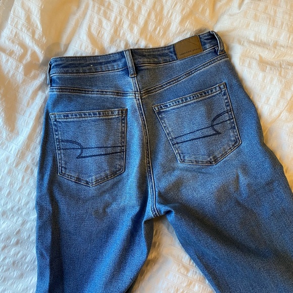 ‼️SOLD‼️ American Eagle Blue Mom Jeans - Picture 4 of 5